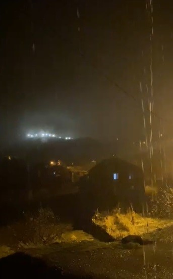 Tunceli’de şiddetli yağmur ve fırtına etkili oldu