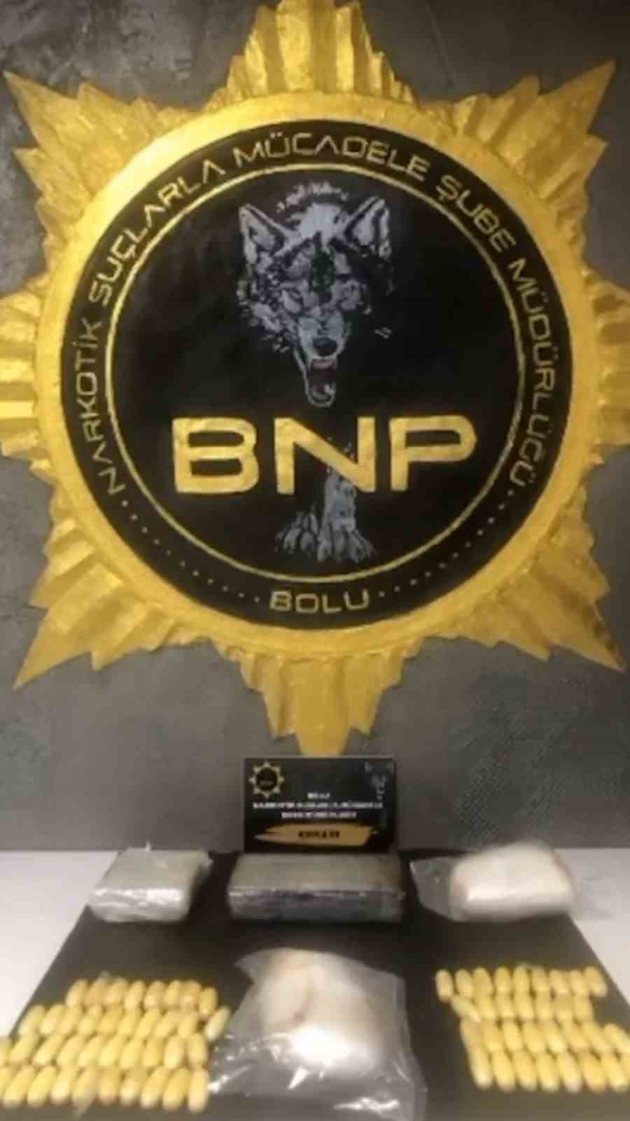 Bolu’da arabaya zulalanmış uyuşturucuyu ’Pako’ buldu