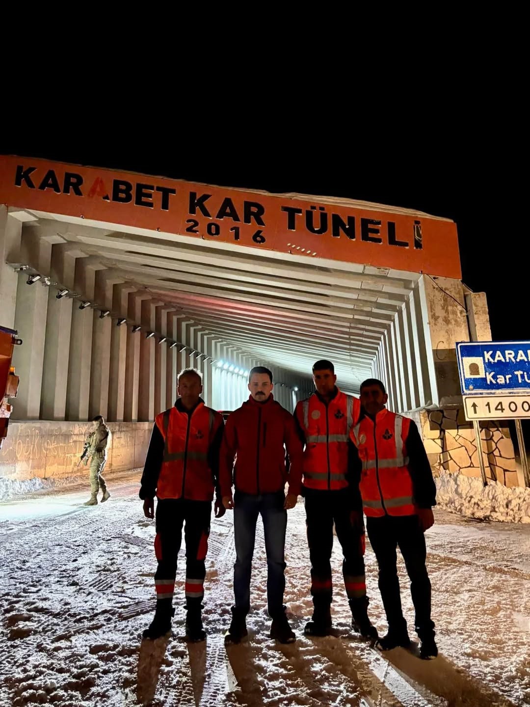 3 bin rakımlı Karabet Geçidi’nde kar yağışı etkili oldu