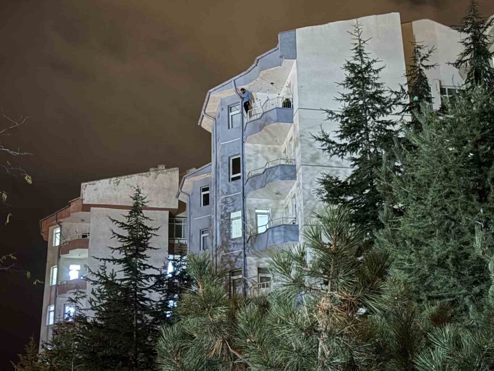 İntihara kalkışan şahıs 4 saatte ikna edildi