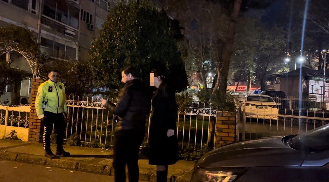 Polislerin sabır sınavı: 1.96 promil alkollü sürücü uygulama noktasını birbirine kattı, polislere hakaret etti