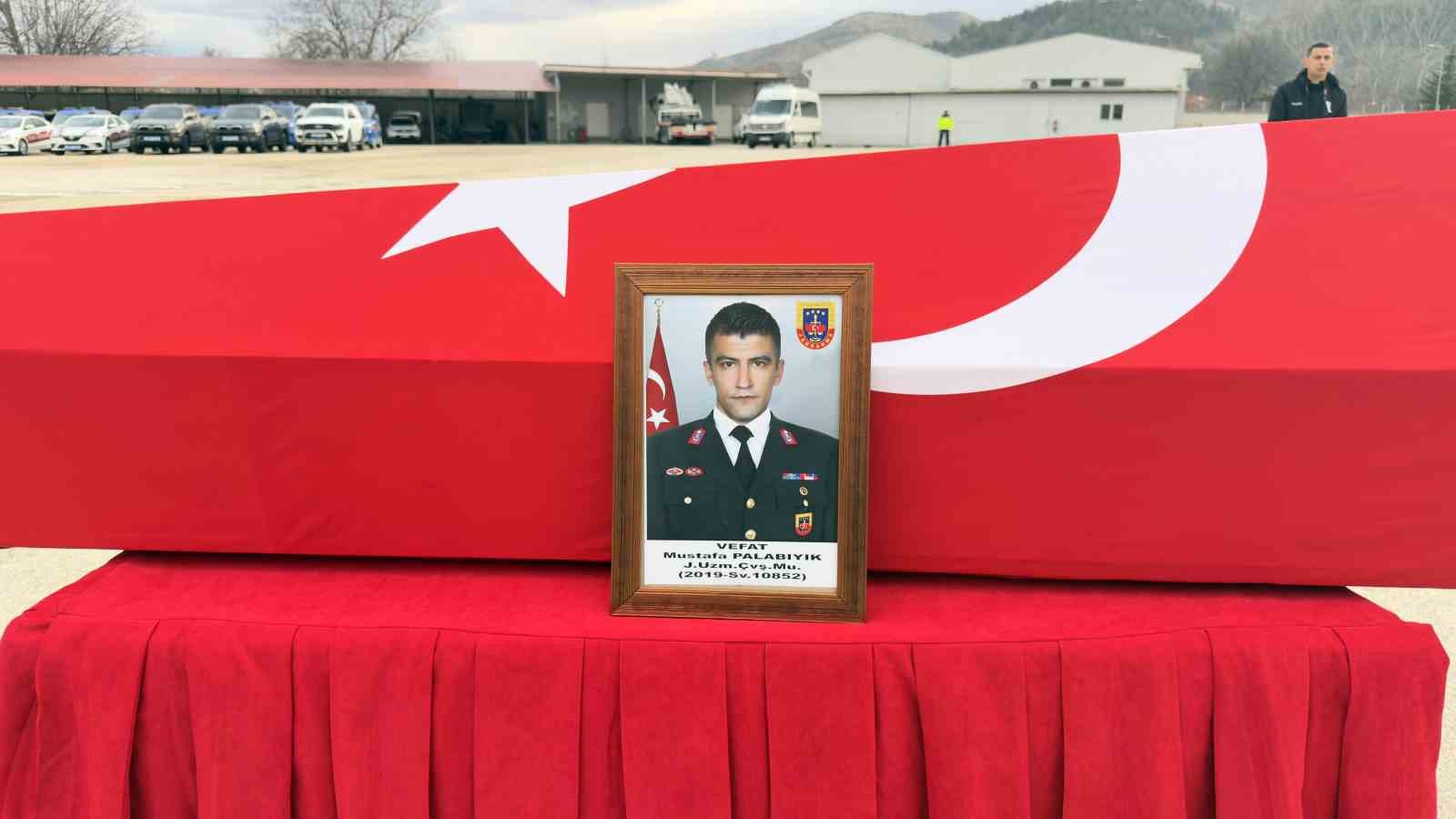 Tokat’ta görevi başında rahatsızlanan uzman çavuş hayatını kaybetti