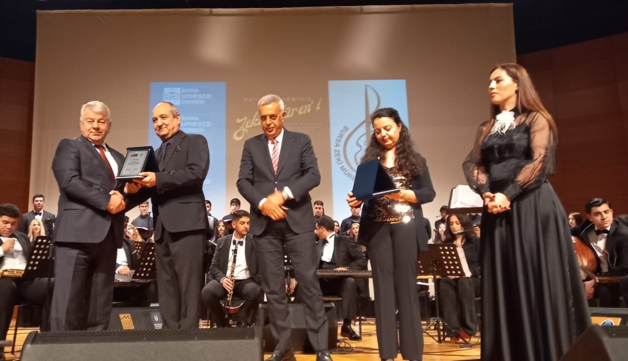 Zeki Müren’in 94’üncü doğum gününde unutulmadı