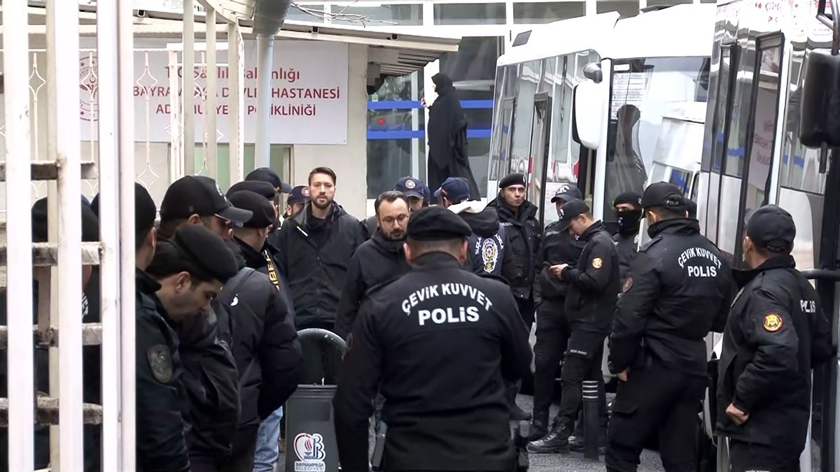 İkinci dalga "bahis, şike" operasyonunda gözaltına alınan 37 şüpheli sağlık kontrolünden geçirildi