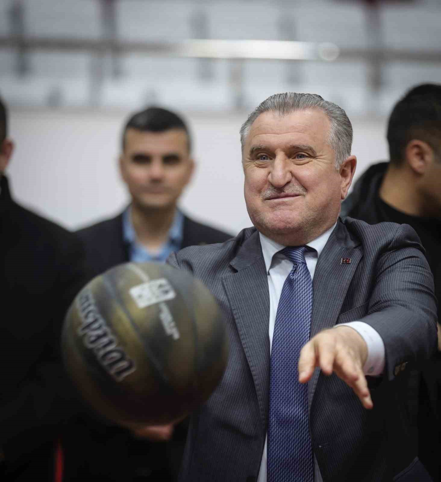 GSB Spor Okullarından bu yıl 1 milyon 811 bin çocuk yararlandı