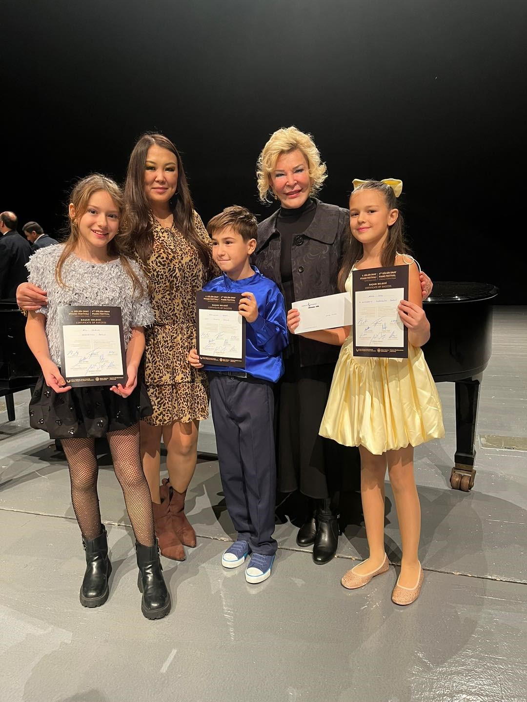 Bilecikli öğrenciler Kıbrıs’taki piyano festivalinden ödülle döndü