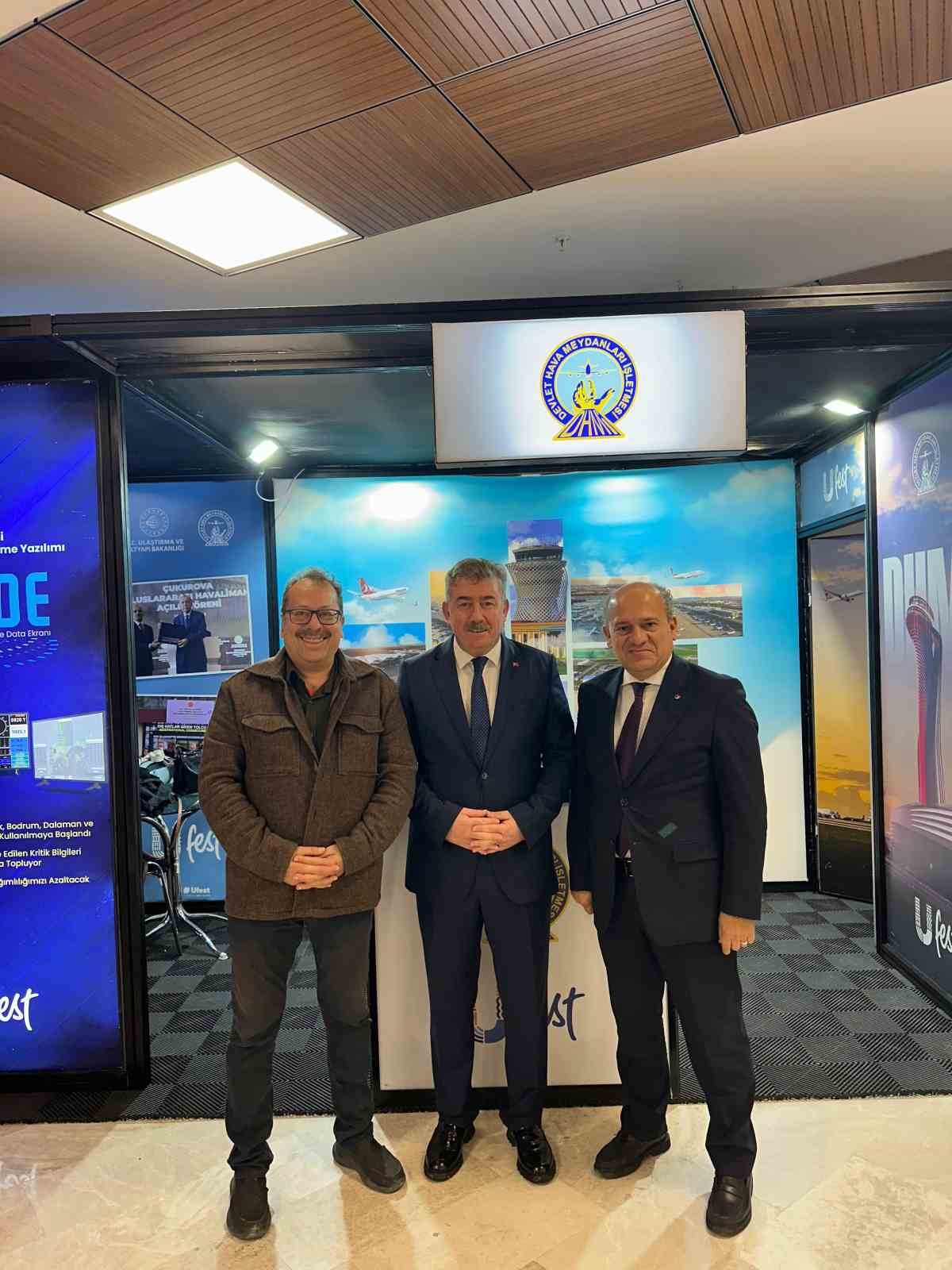 Balıkesir Üniversitesi’nde UFEST kapsamında DHMİ standına büyük ilgi
