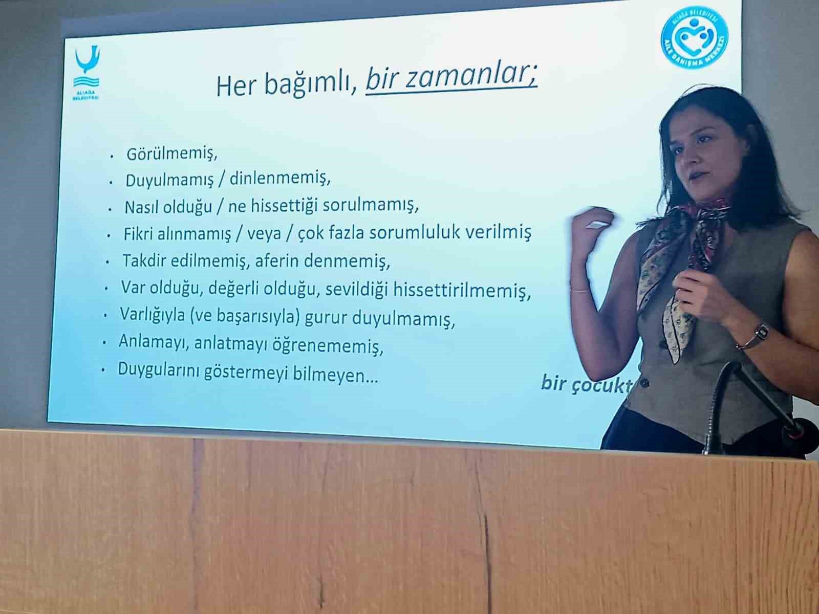 Aliağa’da ailelere ergenlik iletişimi semineri
