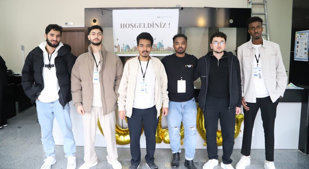 Kütahya’daki ’Devfest’25’ etkinliği teknoloji tutkunlarını bir araya getirdi
