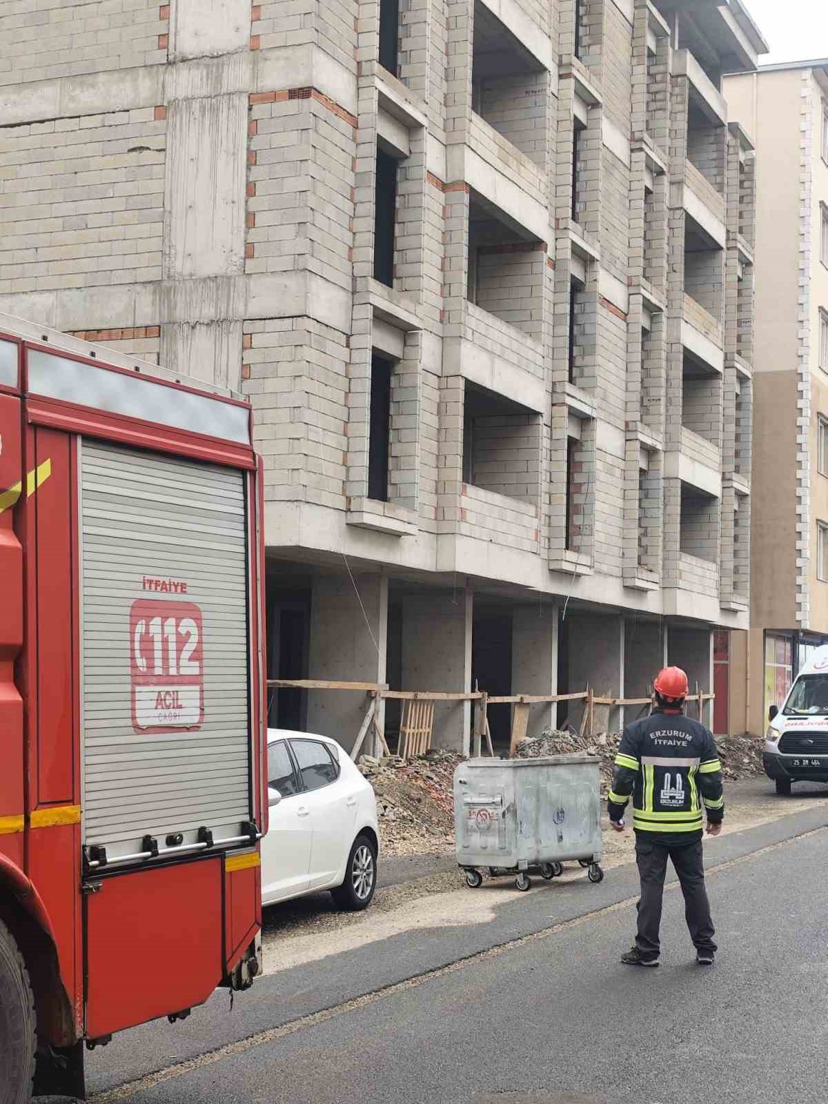 Erzurum Horasan’da intihar girişimi: Ekipler son anda ikna etti
