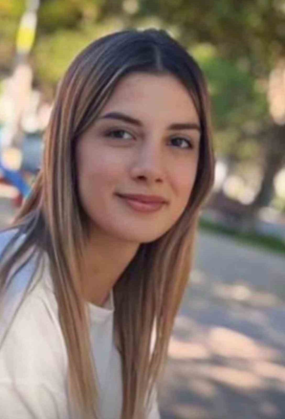 18 yaşındaki kızdan geriye son çalıştığı notları kaldı
