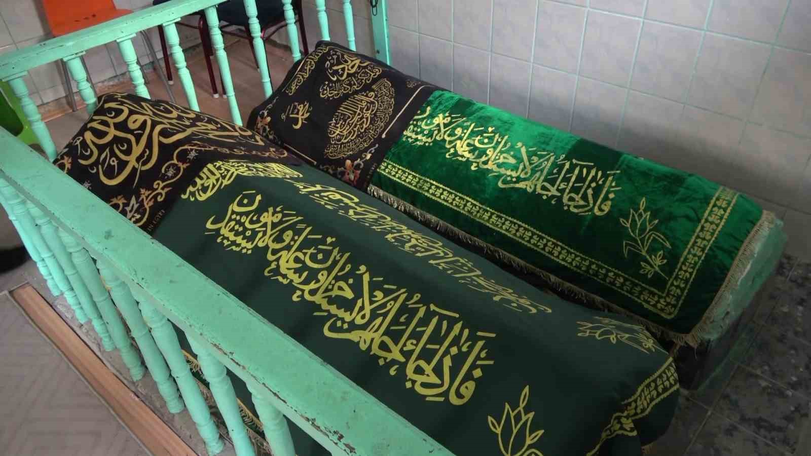 Amasya’da kapısına kilit vurulan 9 türbeden 5’i yeniden ziyarete açıldı
