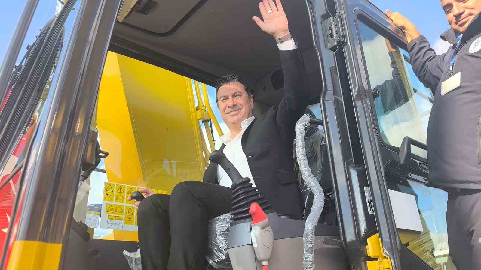 Muğla Büyükşehir Belediyesi’nin 170 yeni aracı hizmete başladı
