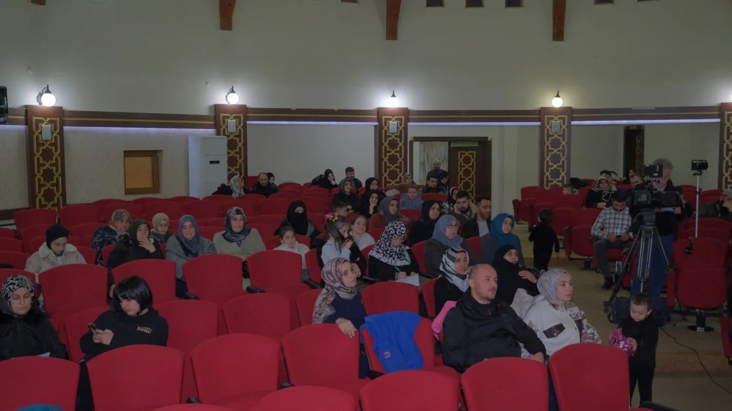 Aile okulunda ödüller sahiplerini buldu
