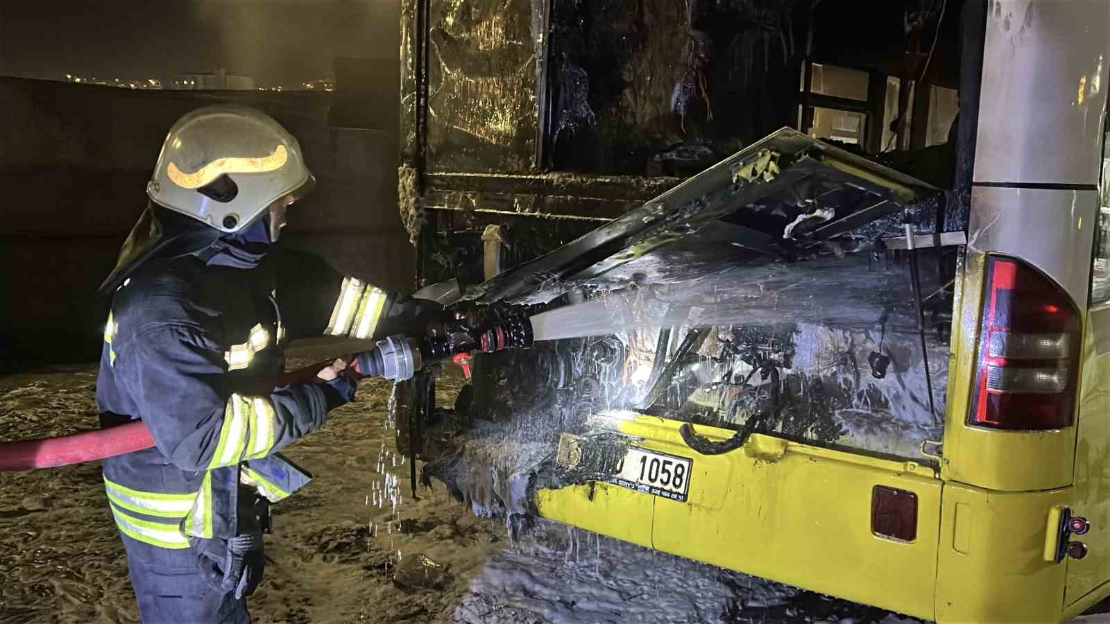 Yozgat’ta özel halk otobüsü yandı