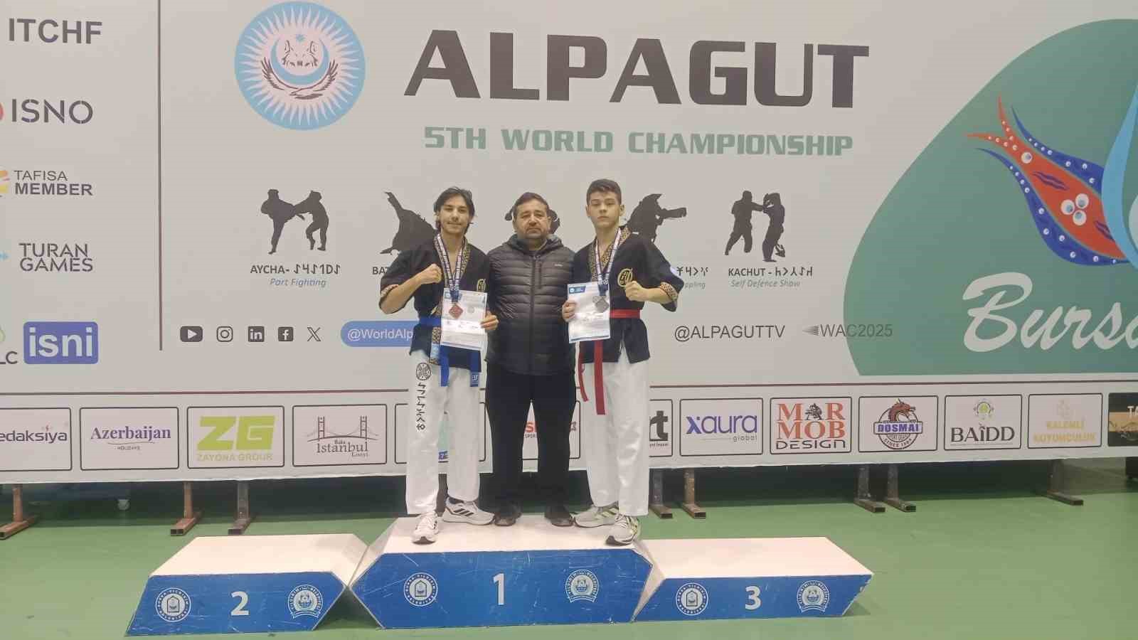 Manisalı sporculardan Alpagut Dünya Şampiyonası’nda 3 derece