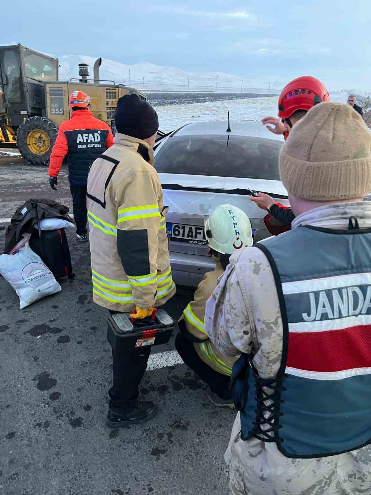 Kars&rsquo;ta trafik kazası: 3 yaralı
