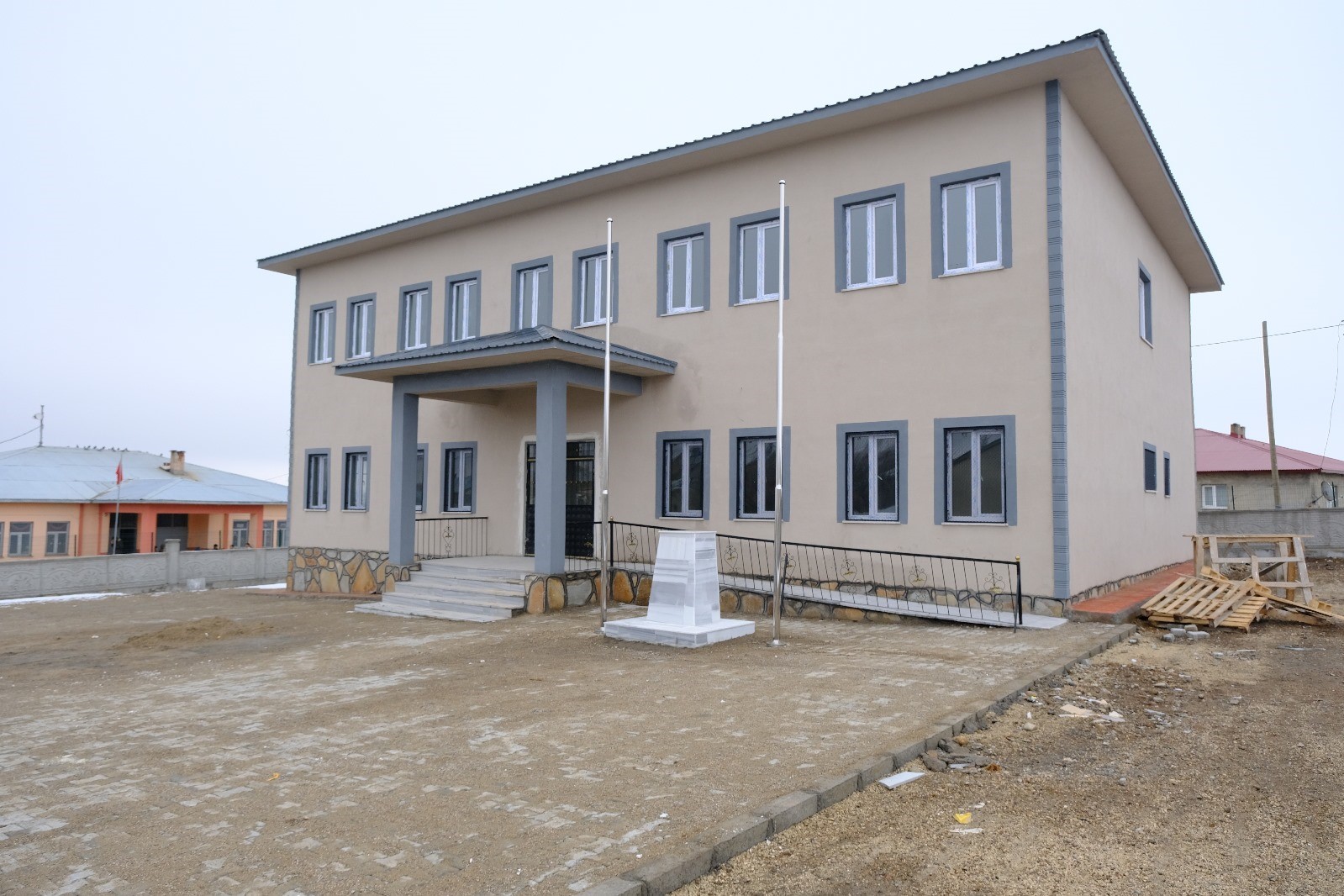 Ağrı’da köy öğrencileri için modern okul yapıldı