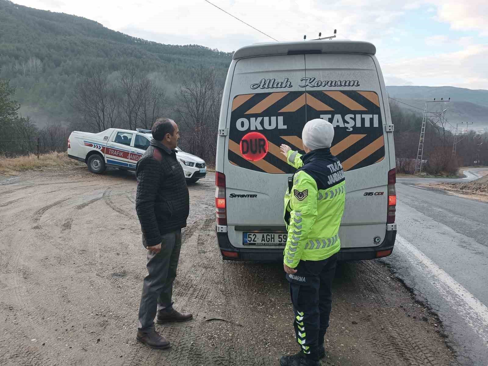 Ordu’da jandarma ekiplerinden denetimler: 19 tutuklama
