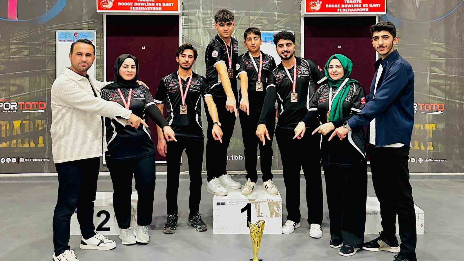 Elazığ dartta Türkiye 3’üncüsü oldu