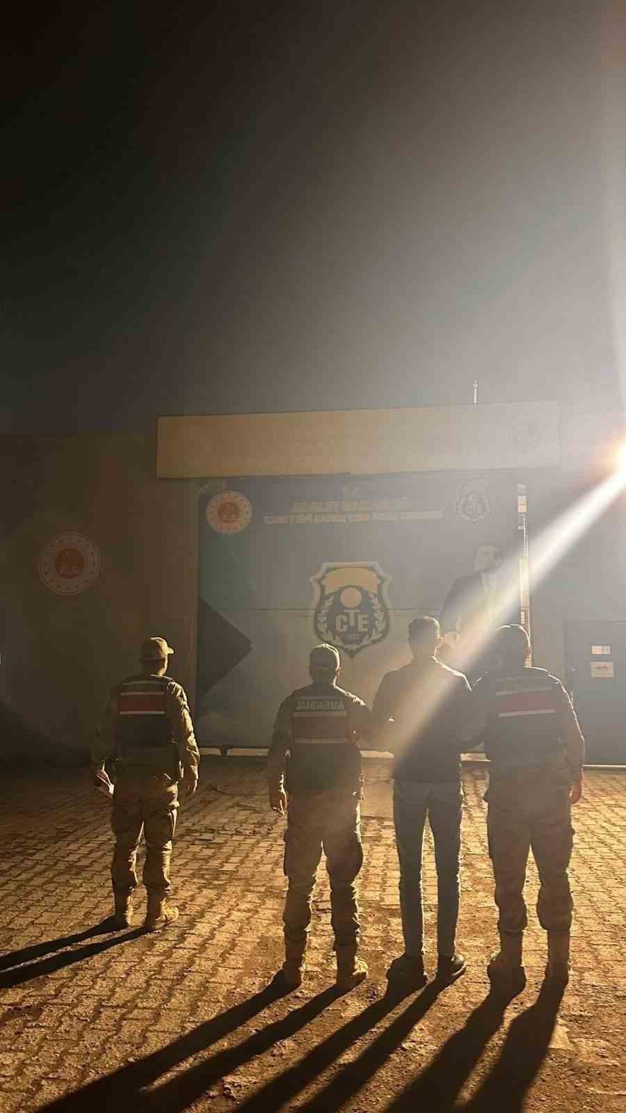 Kağızman’da 7 yıl hapis cezası bulunan 1 kişi yakalandı