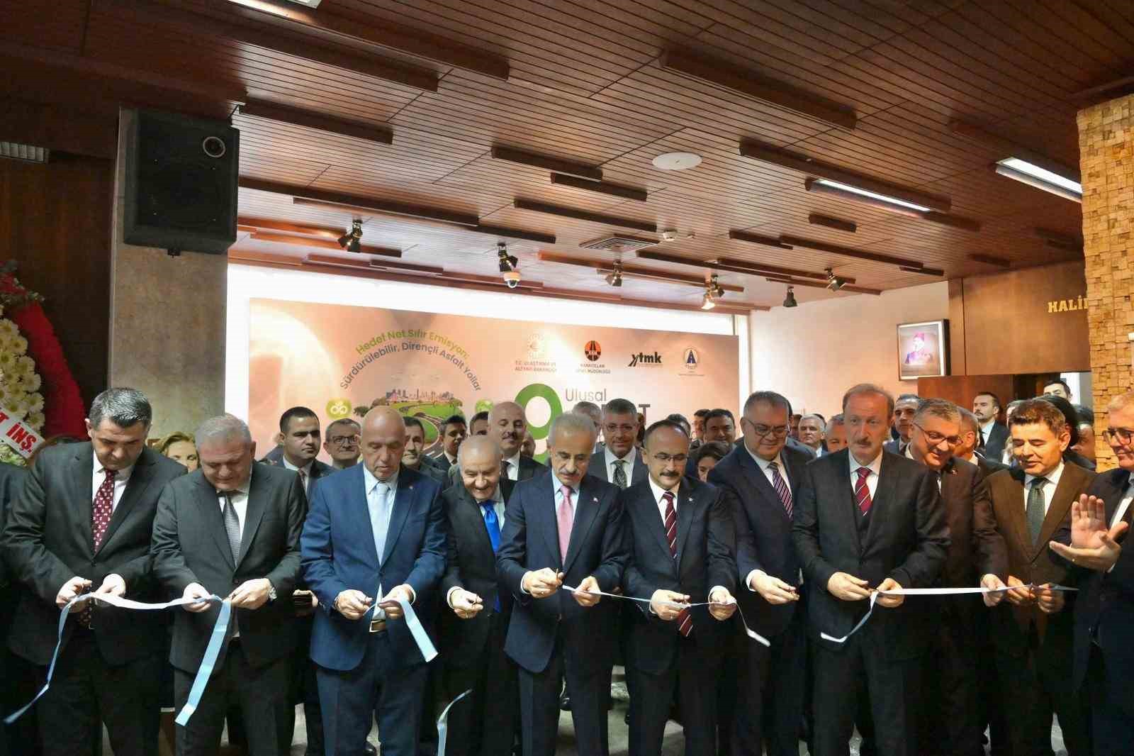 Bakan Uraloğlu: "Otoyol artış hızında Avrupa’da 1’inci sıradayız"