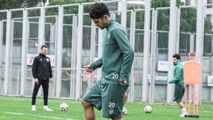 Bursaspor’da hazırlıklar sürüyor