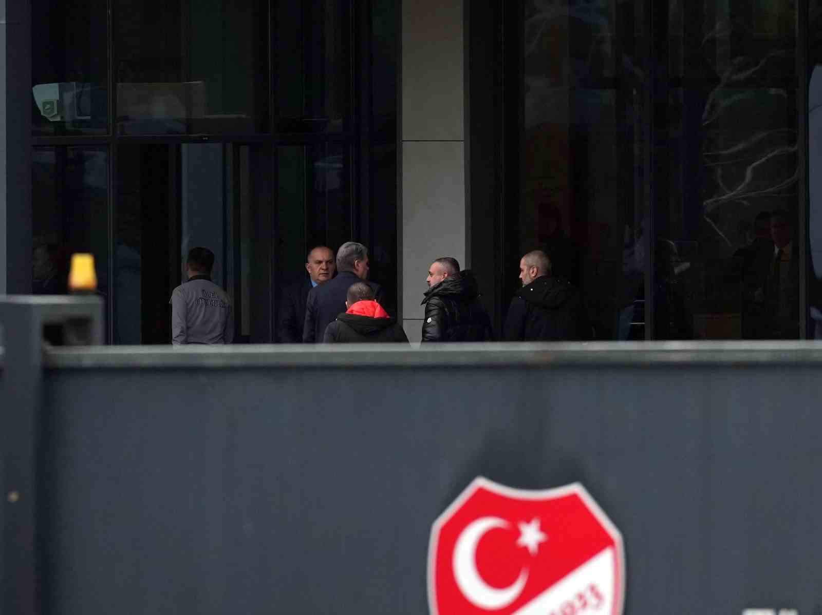 Beşiktaş Başkanı Serdal Adalı Riva’da