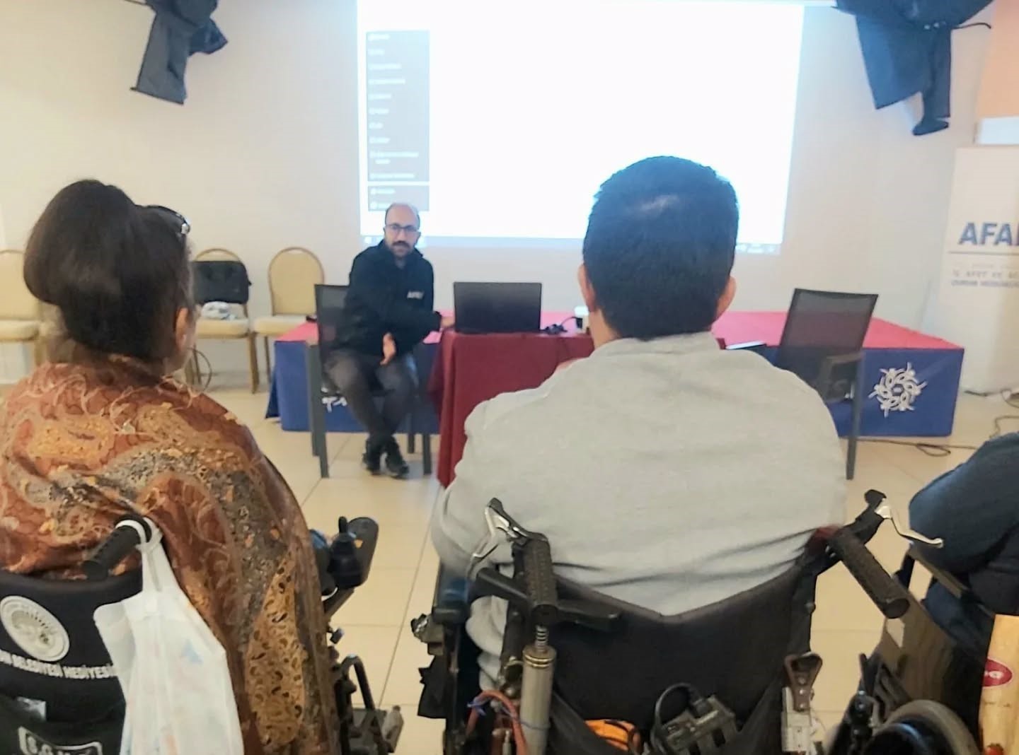 AFAD ve Kızılay’dan engelli bireylere hayat kurtaran eğitim