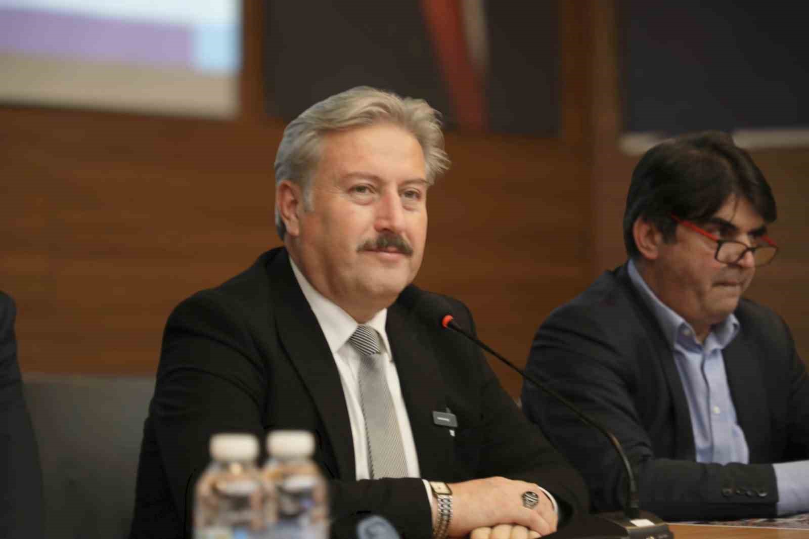 Melikgazi Belediyesi Aydınlıkevler’de yeni kentsel dönüşüm çalışması için butona bastı