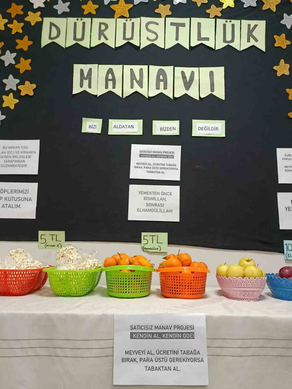 Hisarcık AİHL’de dürüstlük marketi açıldı