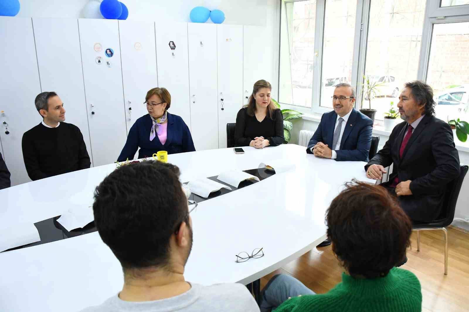 Eskişehir&rsquo;de 1896 yılından beri ayakta olan tarihi okul eğitime devam ediyor
