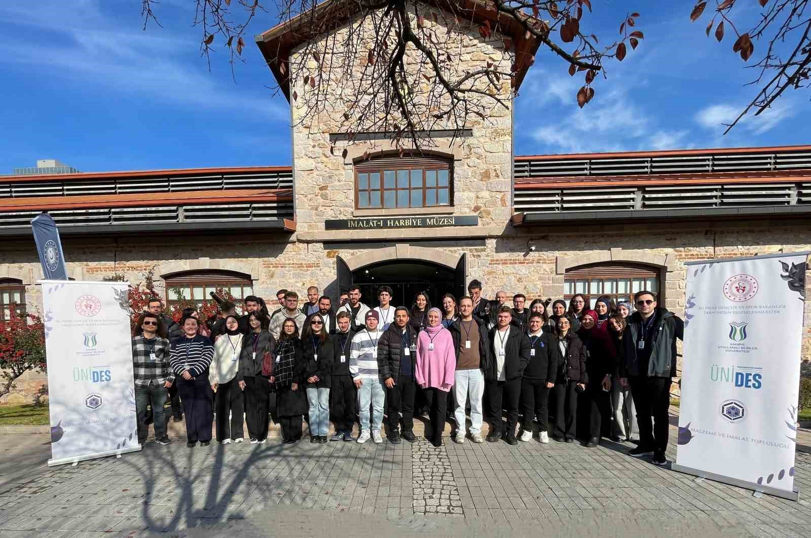 Öğrenciler, mühendislik uygulamalarını sahada gözlemleme fırsatı buldu