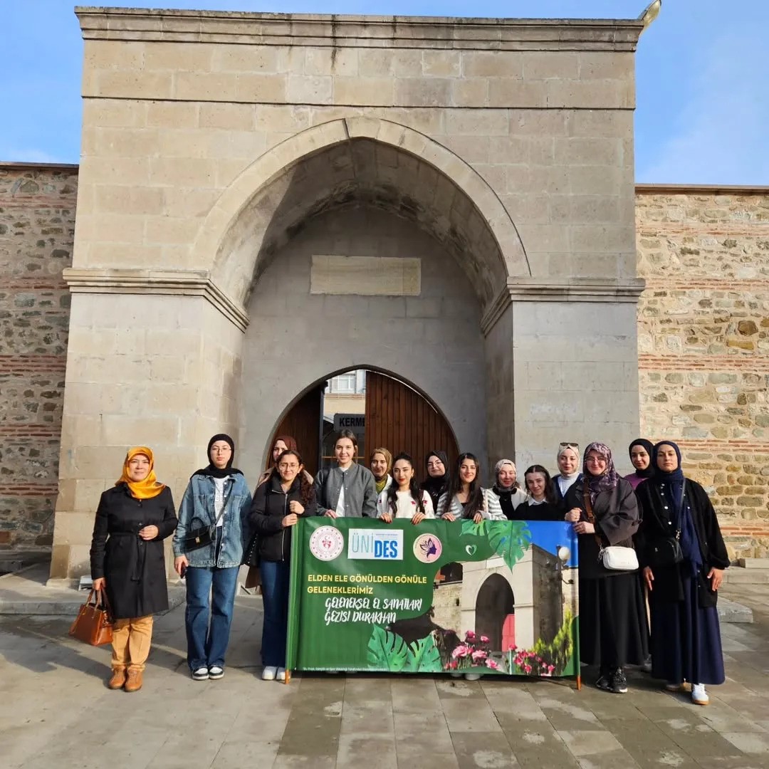 Üniversiteli gençler Sinop’un kültürel değerlerini yerinde keşfetti