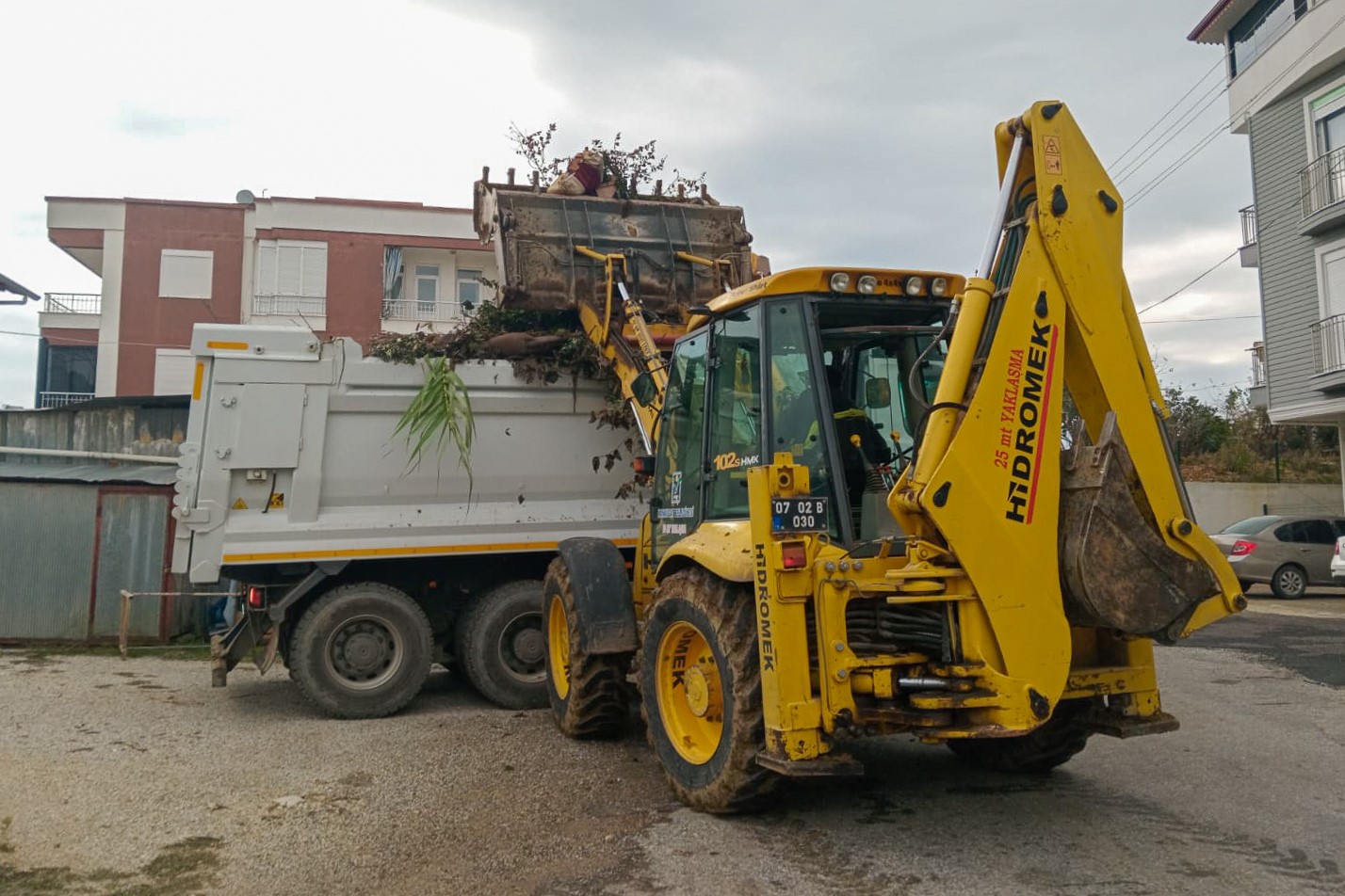 Manavgat Belediyesi atık y&ouml;netimini g&uuml;&ccedil;lendiriyor
