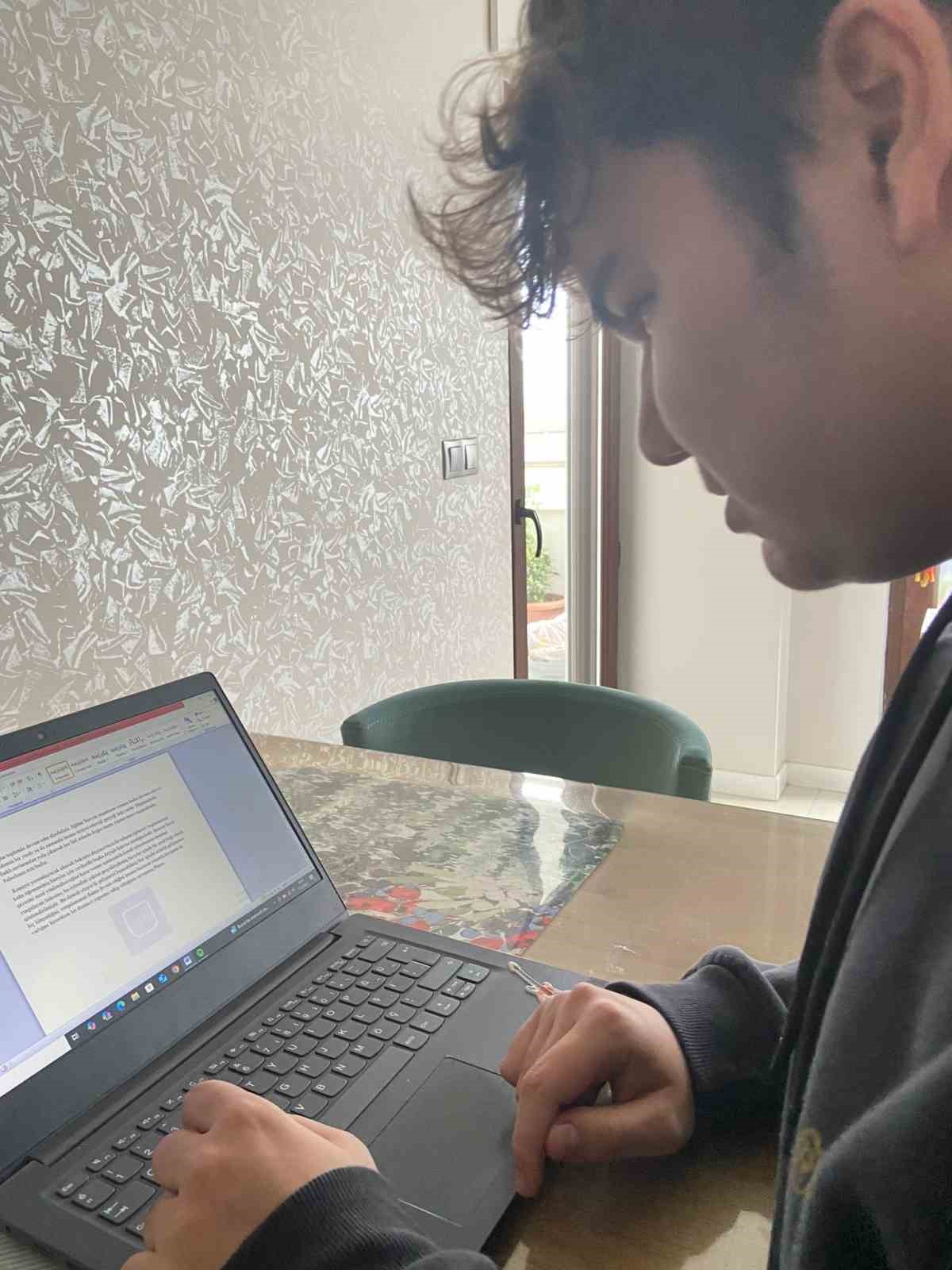 Lise öğrencileri felsefenin düşünce evreninde buluştu