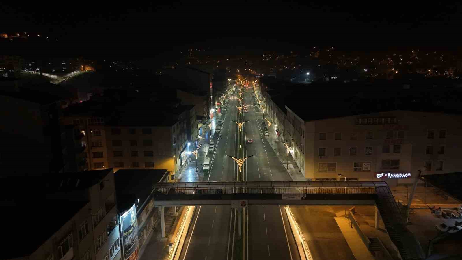 Karabük’te Zonguldak ve Yenice caddeleri baştan sona yenilendi