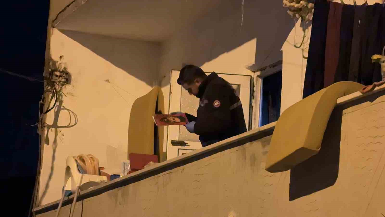 Arnavutköy’de silahlı gasp dehşeti