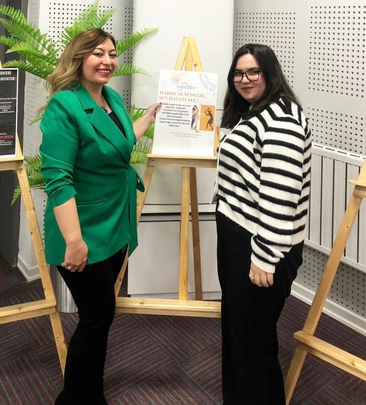 Kütahya’da Sosyal Hizmet Topluluğu’ndan "Bağımlılık Türleri ve Sosyal Hizmet Müdahaleleri" eğitimi