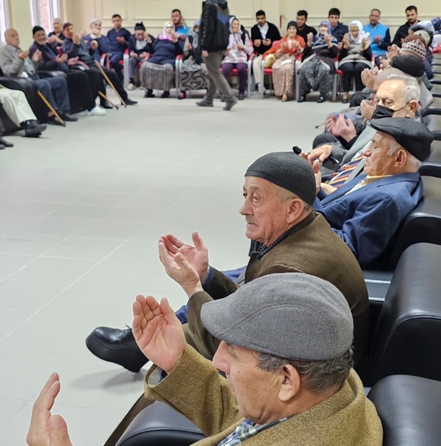 Kütahya İl Müftülüğü huzurevinde program düzenledi