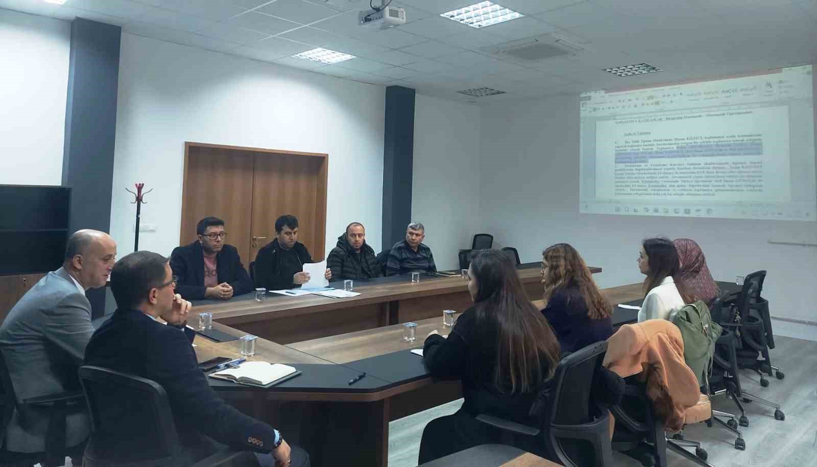 Hisarcık’ta branş öğretmenleri toplantıları başladı
