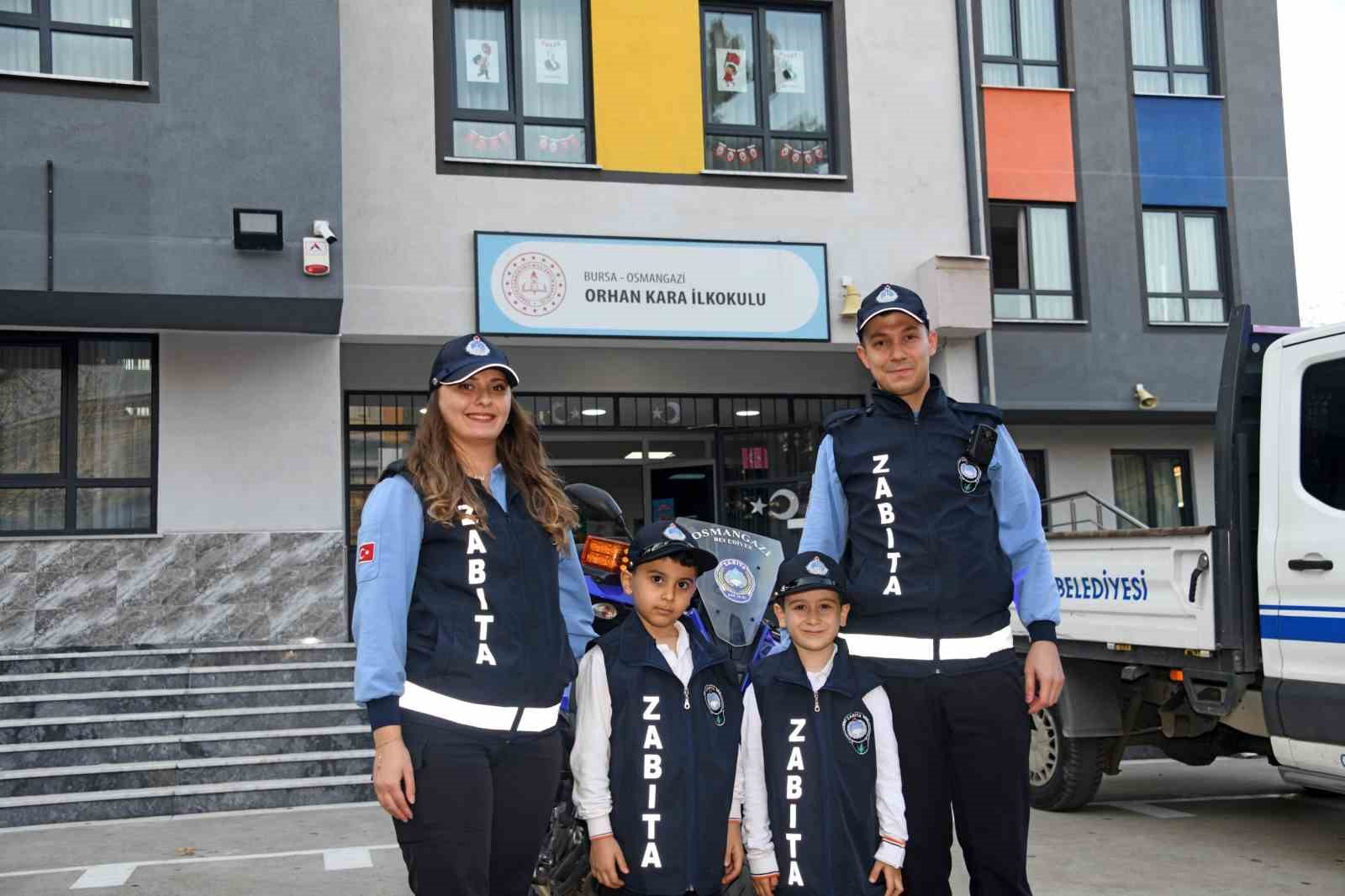 Osmangazi’de minikler zabıtanın görevlerini öğrendi