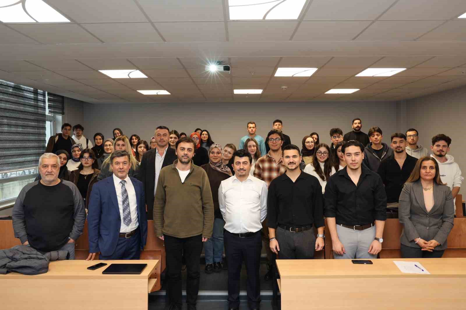 Topraklı ve topraksız seralarda üretim yöntemleri anlatıldı