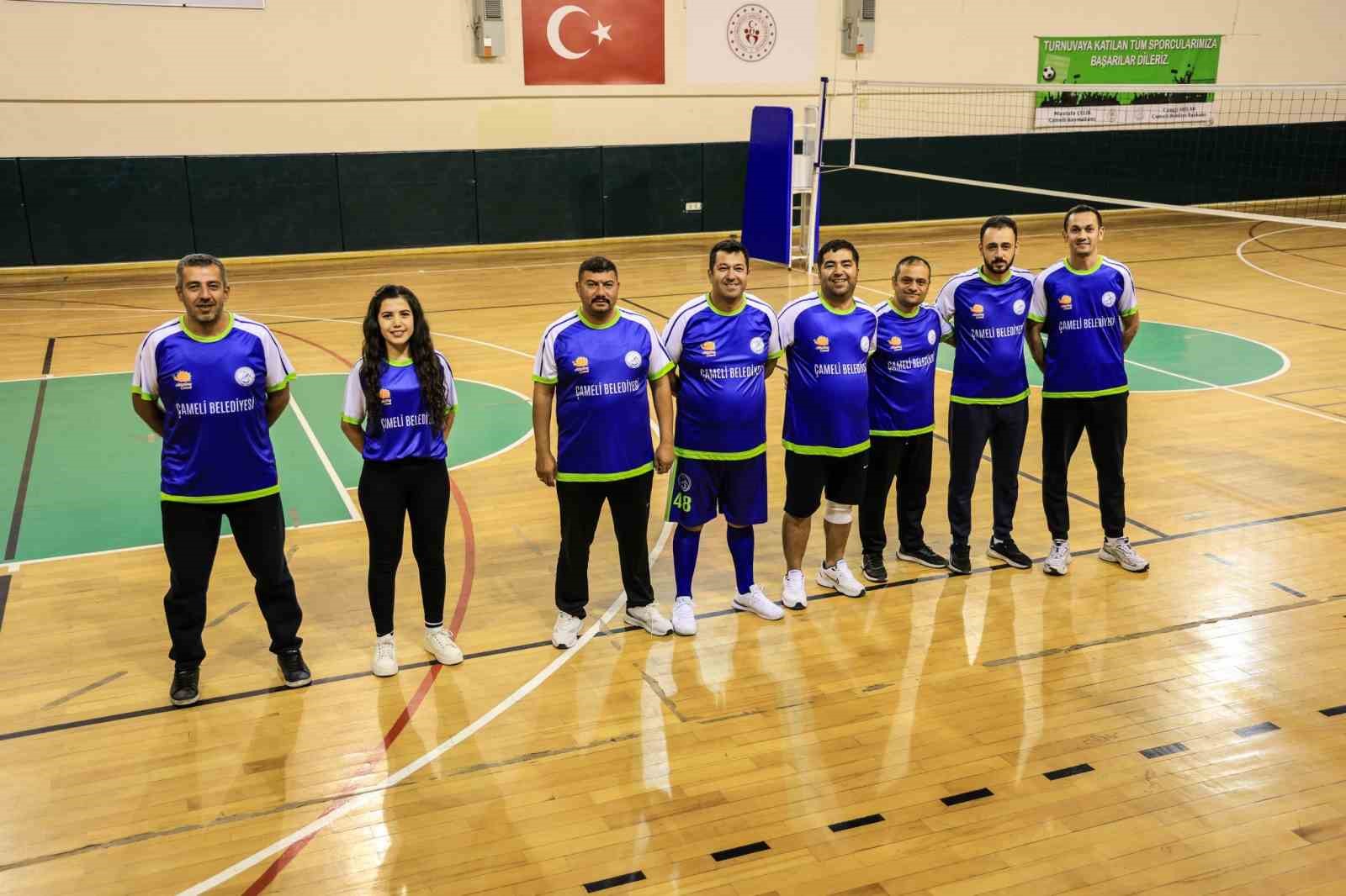 Çameli’de Kurumlar-Mahalleler Arası Voleybol Turnuvası başladı