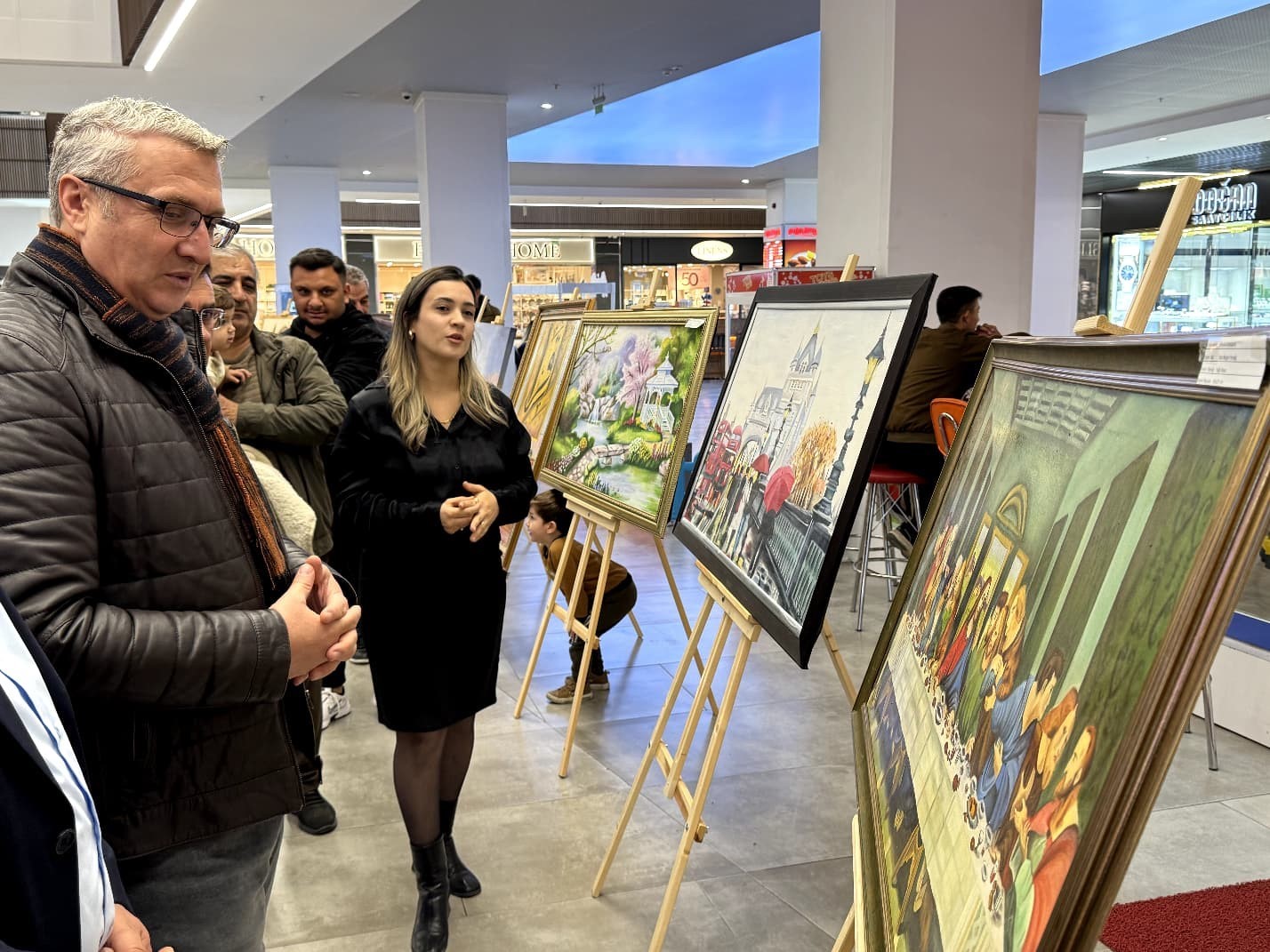 Batman’da ’Geçmişten geleceğe’ sergisine yoğun ilgi