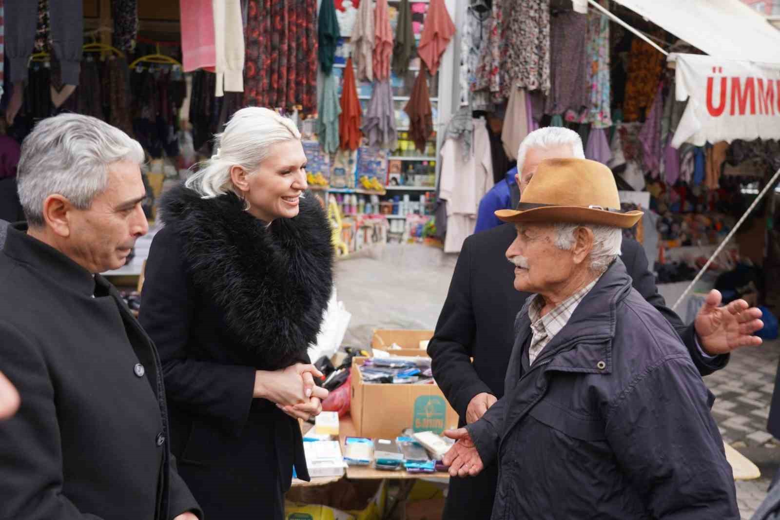 Başkan Subaşı’ndan ilçelere çıkarma