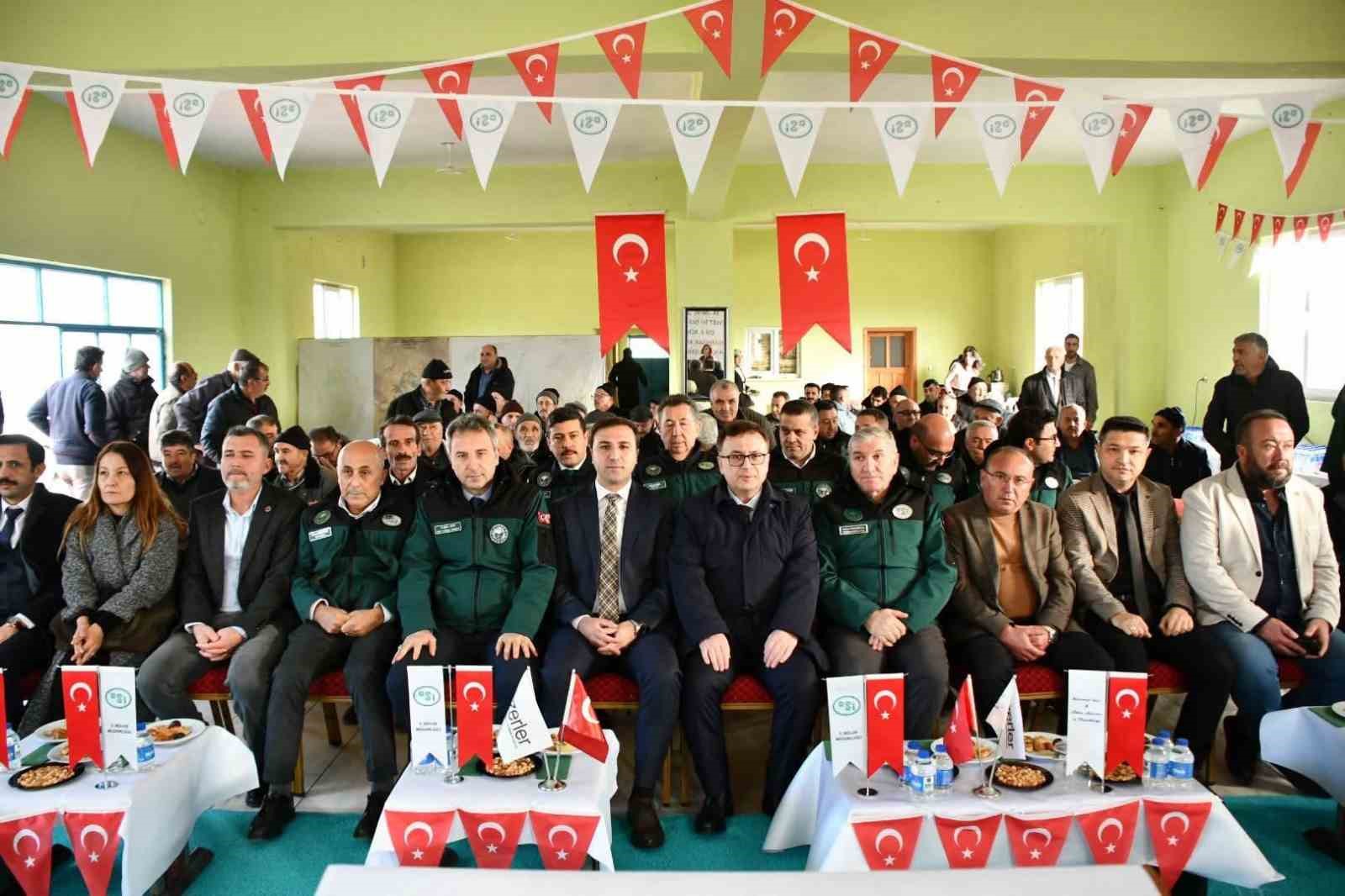 Çavdarhisar’da Arazi Toplulaştırma projesi kapsamında tapu teslim töreni düzenlendi
