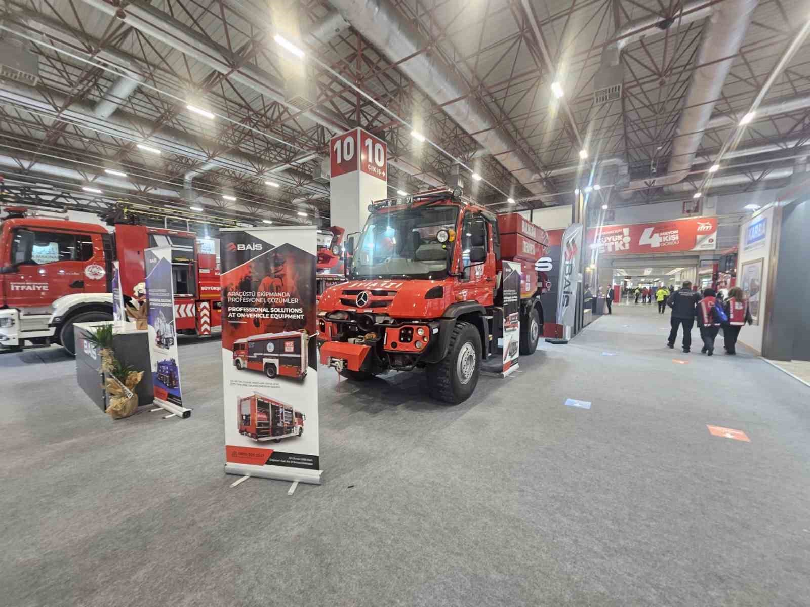 Fuarın gözdesi Balıkesir İtfaiyesi oldu
