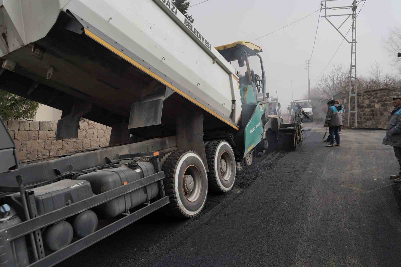 Melikgazi Belediyesi, yol çalışmaları ile ulaşımı daha konforlu hale getiriyor