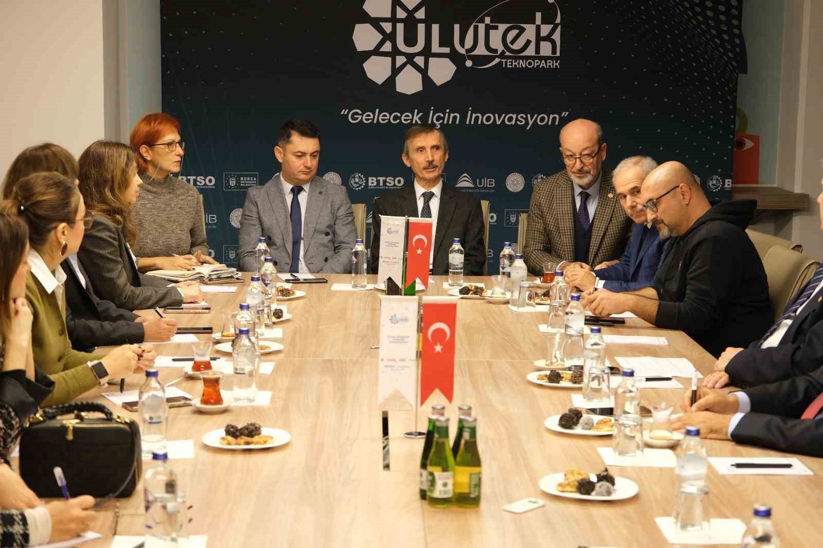 Akademi ve iş dünyası ULUTEK’te bir araya geldi